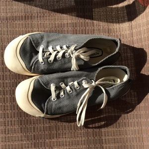 Good condition Keen sneakers